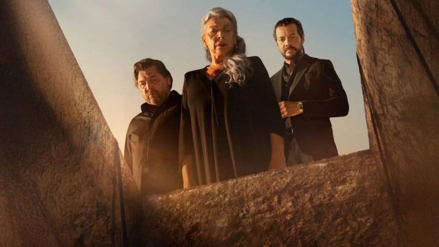 Две могилы за сутки взлетела в глобальный ТОП-5 Netflix: испанский триллер бьёт рекорды просмотра