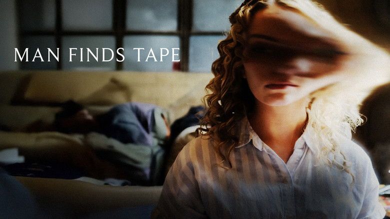 Человек находит кассету (фильм, 2025)